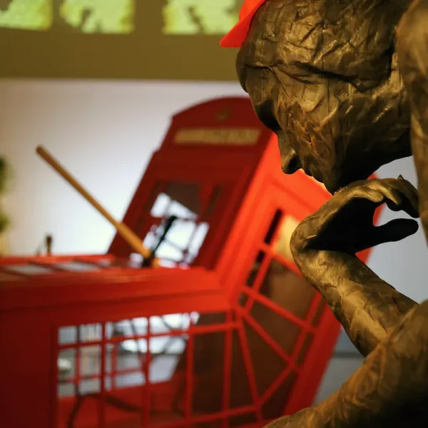 Banksy Tote Bag - Flower Thrower